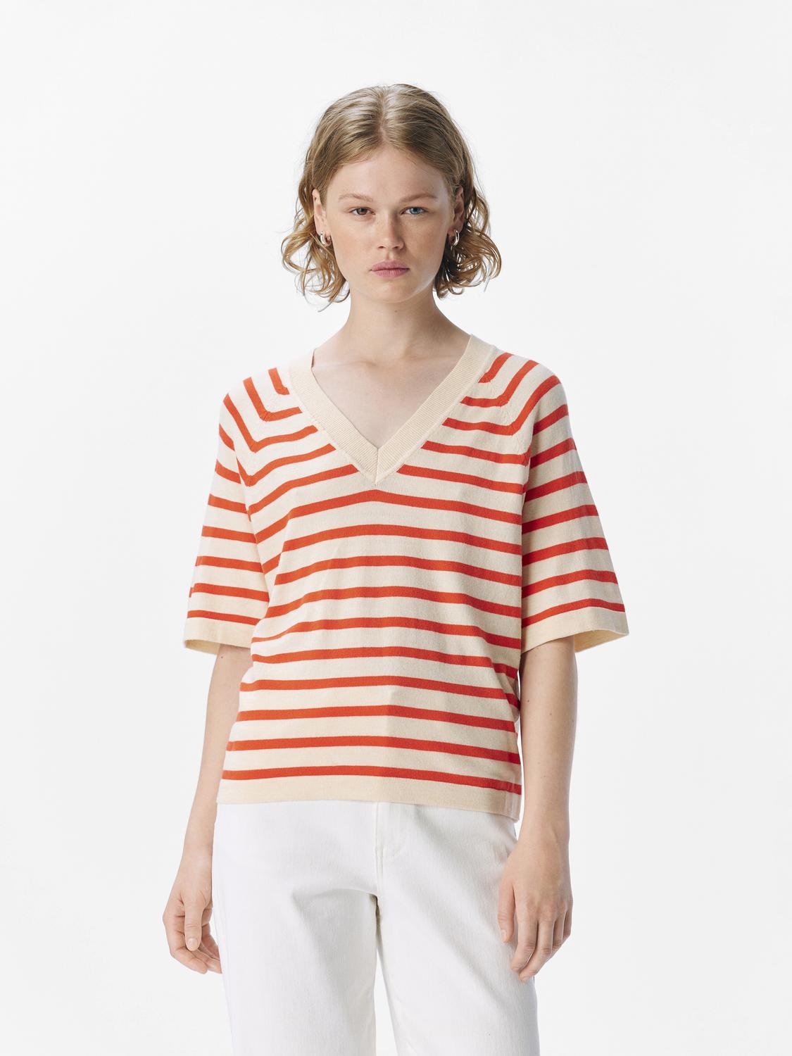 model_shot-front